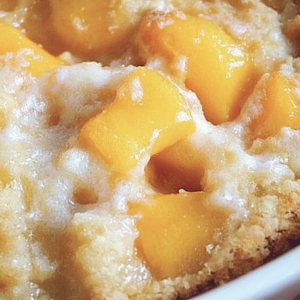 Super Easy Peach Cobbler Beth S Quick Bites